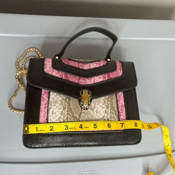 Three Tone Snake Pattern Purse (Black, Beige, Pink) - Picture 6 of 8